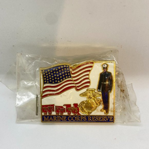 Marine Corps Reserve Toys For Tots Pin Hat Jacket New - Picture 1 of 2